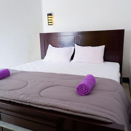 Family Guest House Moni เคลิมูตู ภายนอก รูปภาพ
